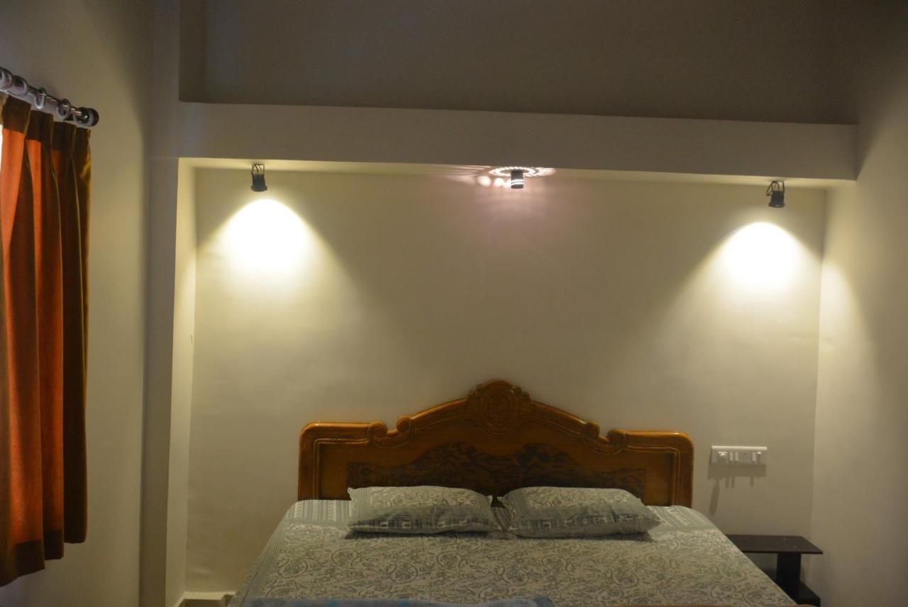 Malaiya Homestay - Grandeur Living Experience Джабалпур Екстериор снимка